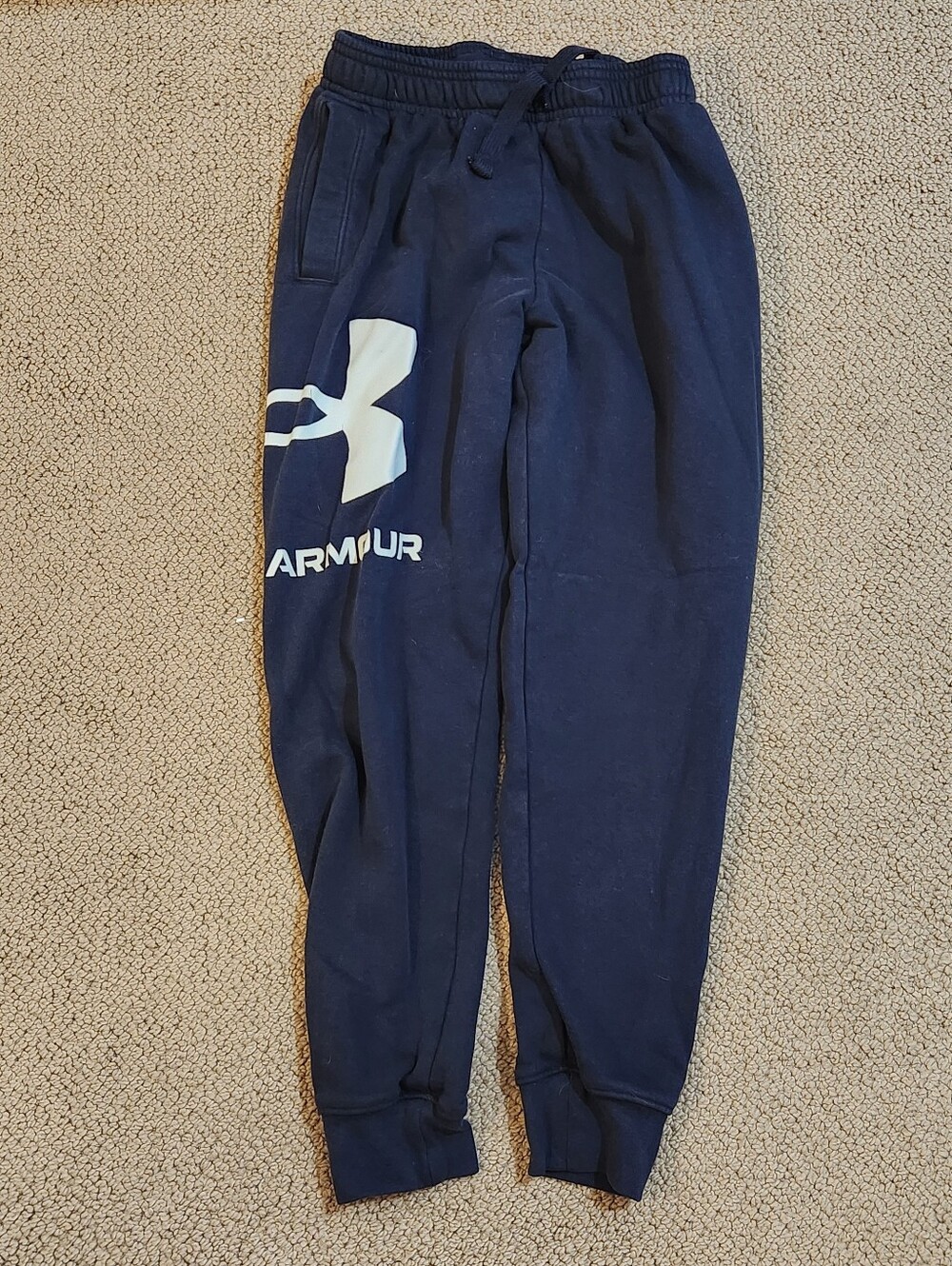 Brand New No Tags Boys Under Armour Youth Joggers Size Youth Large